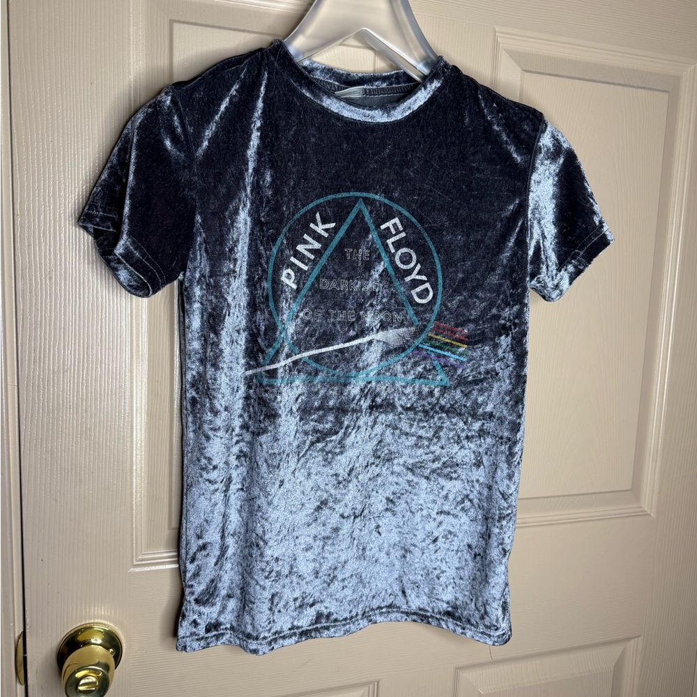 Pink Floyd velvet graphic tee small